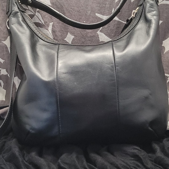 Coach Kristine Handbag - Picture 6 of 8